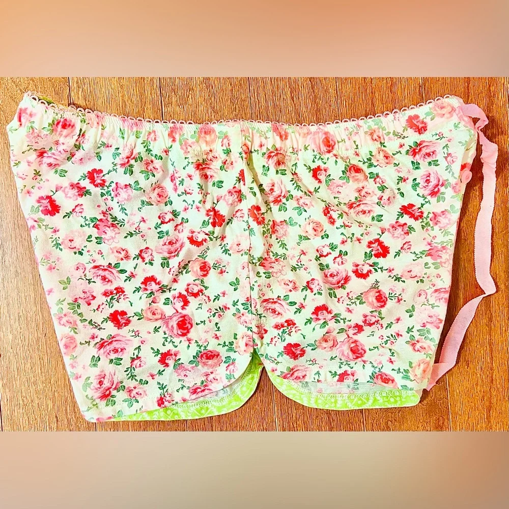 Jane & Bleecker Summertime Pajama Loungewear Shorts 💐🌸🌼🌷🌻 **BRAND NEW!!🎁**